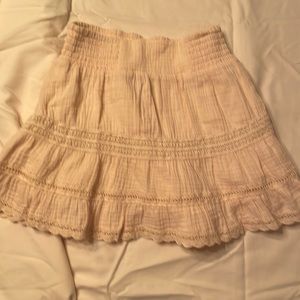 Katie J linen colored ruffle skirt, perfect condition!